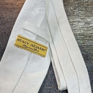 Stacy Adams White Paisley Jacquard Silk Tie